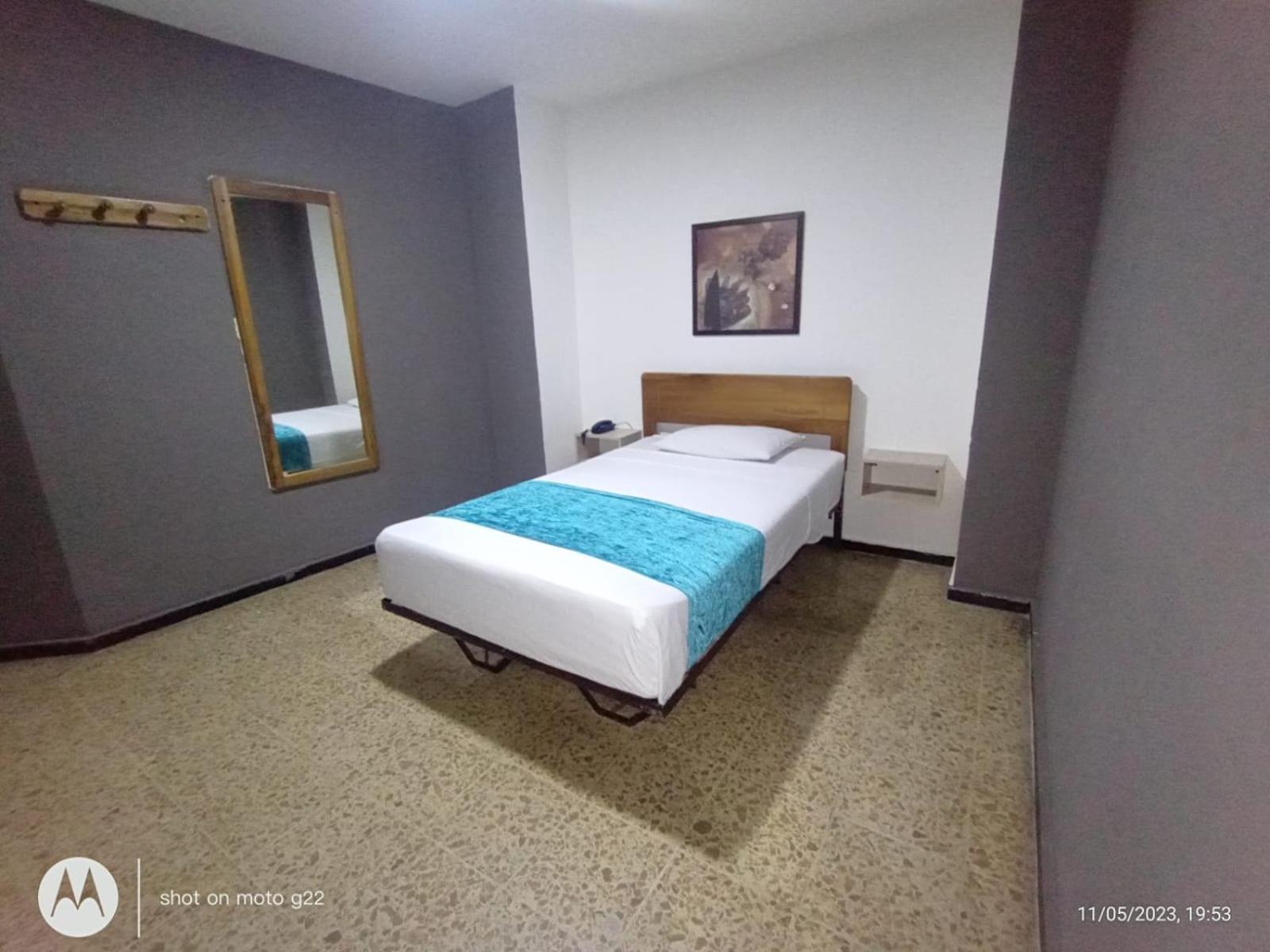 Hotel Medellin Kapital エクステリア 写真